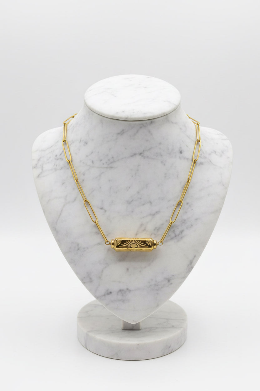 Collier Cynthia