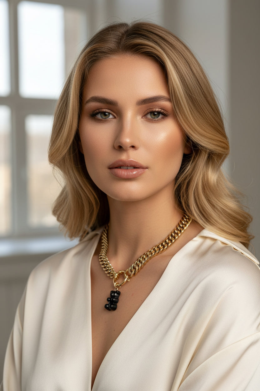 Collier Miranda